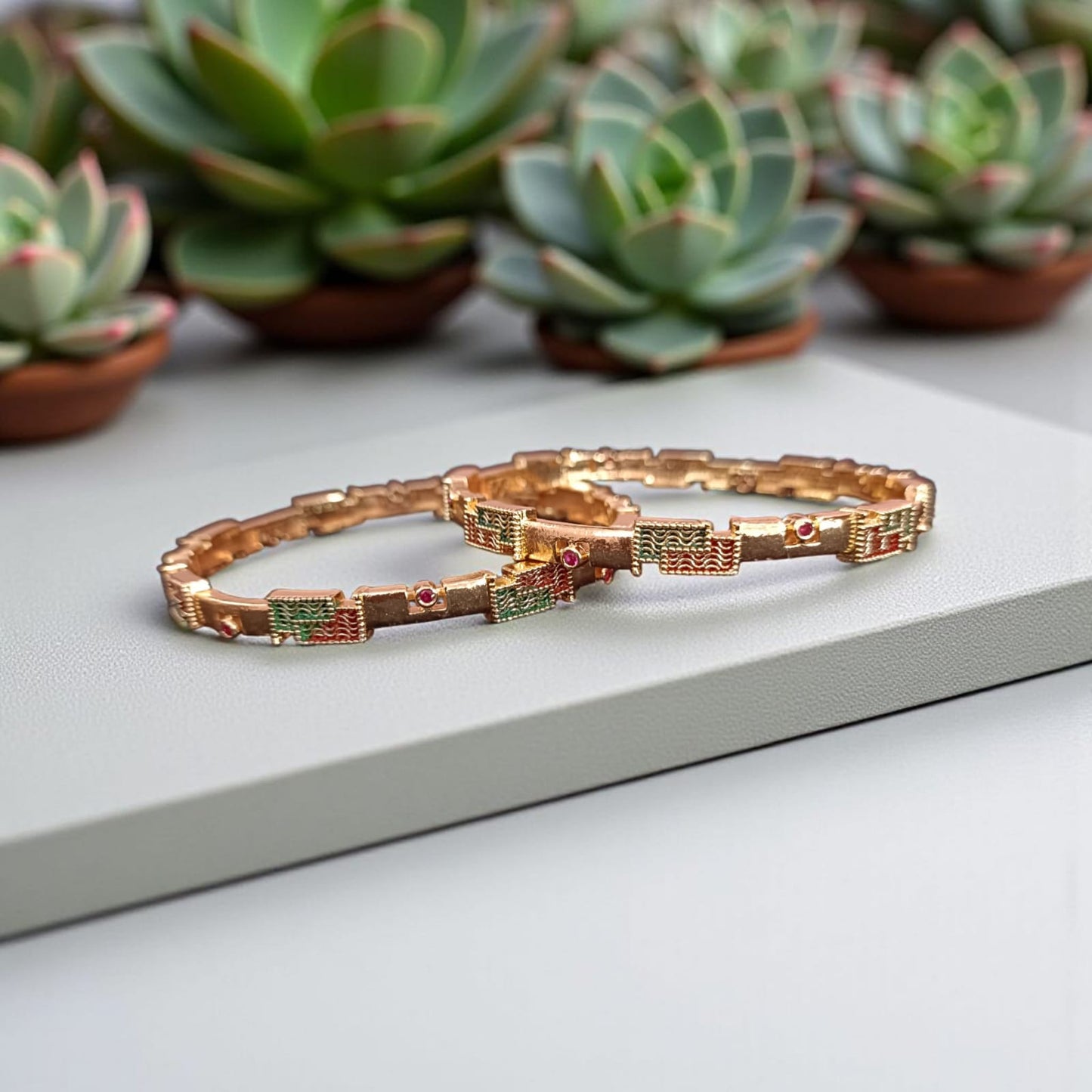 Gold Designer Bangles – 2 Piece Jewelry Set