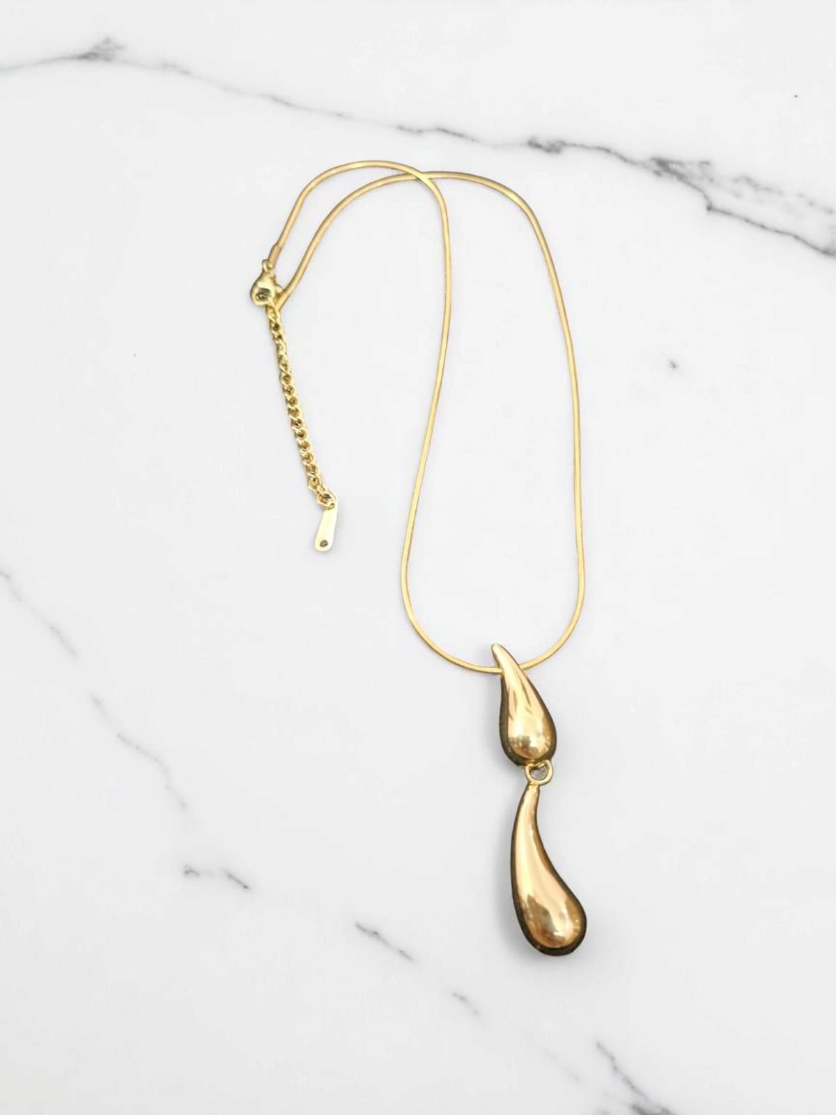 Elegant Anti-Tarnish Necklace for Women – Long Lasting Shine