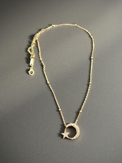 Elegant Anti-Tarnish Necklace for Women – Long Lasting Shine