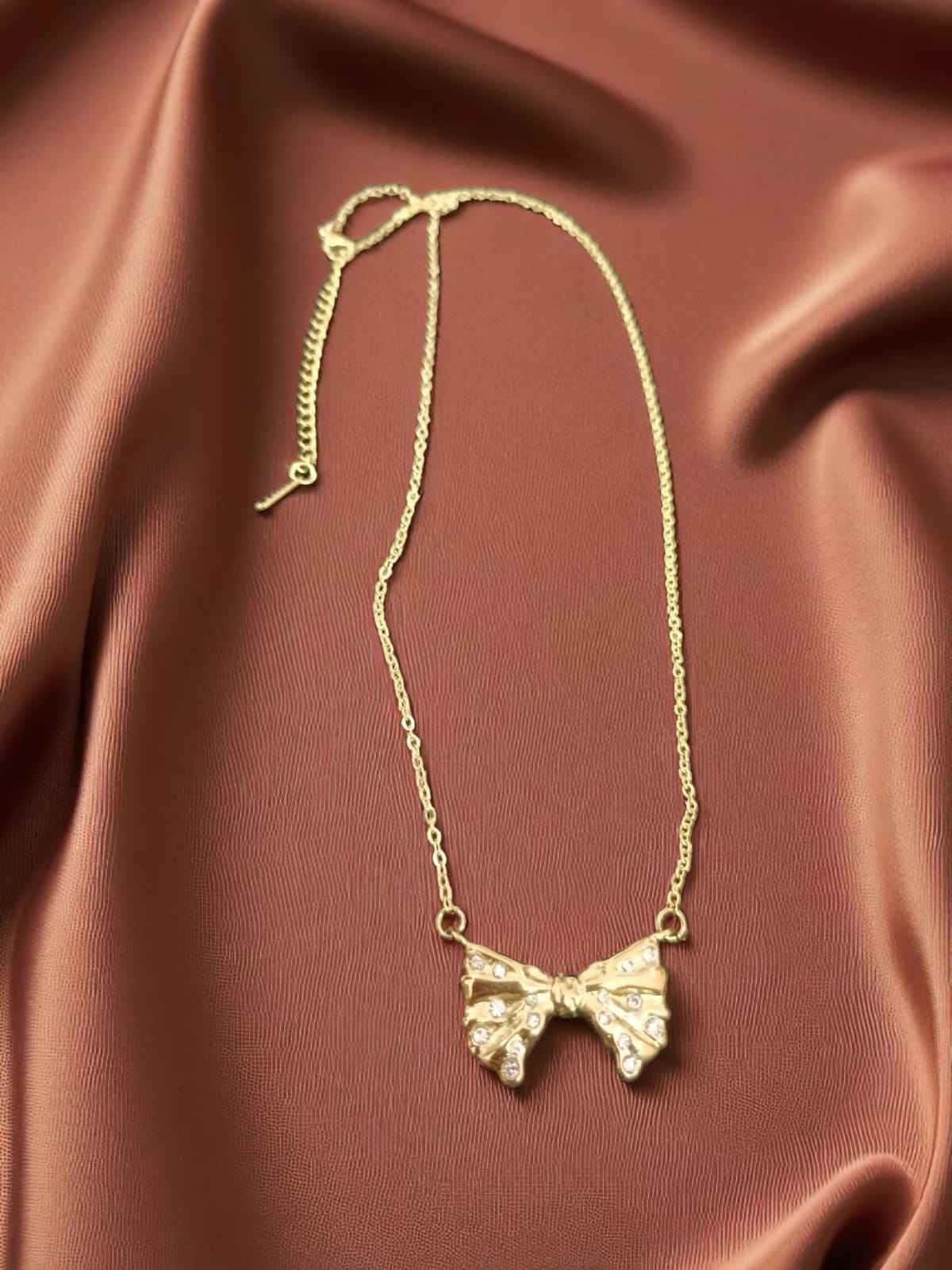 Elegant Anti-Tarnish Necklace for Women – Long Lasting Shine