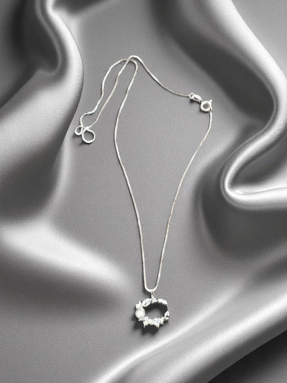 Elegant Anti-Tarnish Necklace for Women – Long Lasting Shine