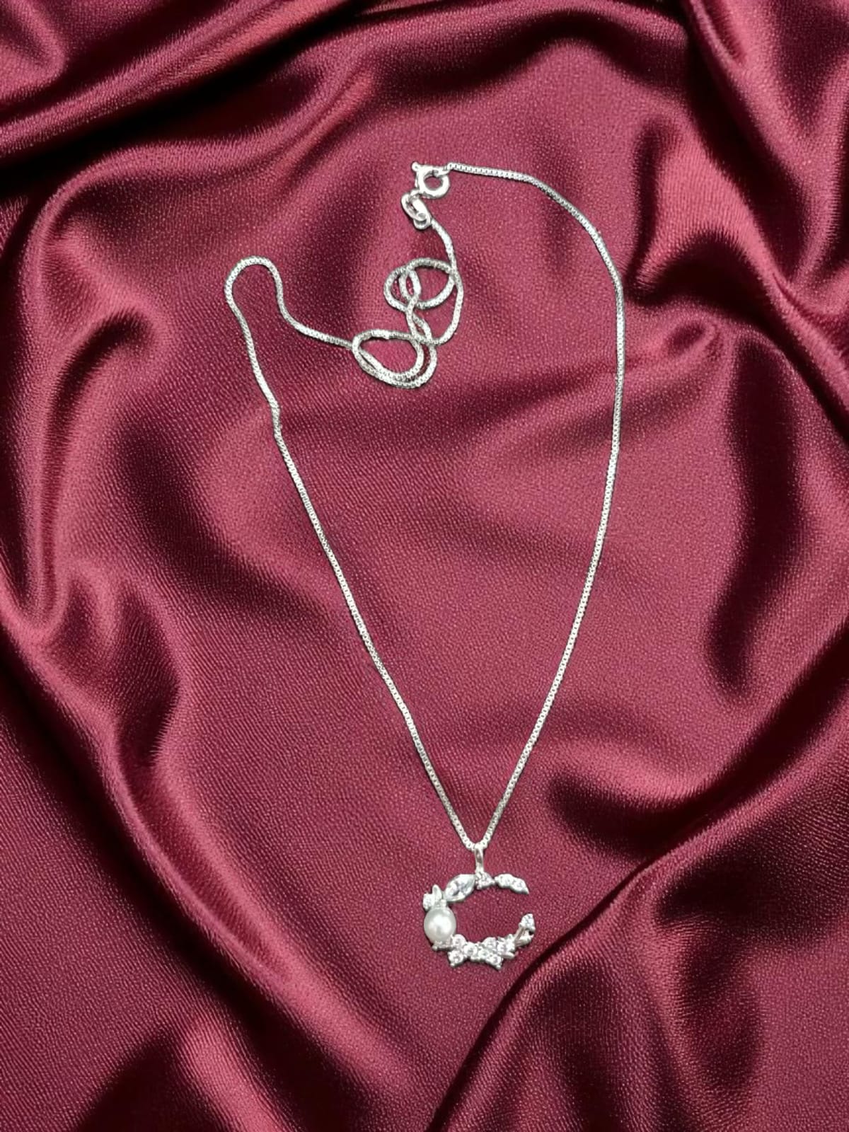 Elegant Anti-Tarnish Necklace for Women – Long Lasting Shine