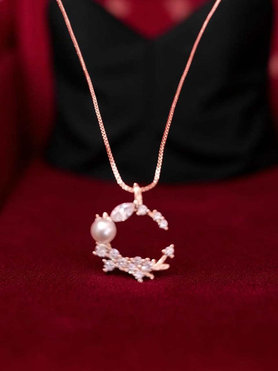 Elegant Anti-Tarnish Necklace for Women – Long Lasting Shine